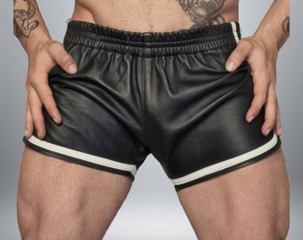 Handgemaakte herenboxershorts van echt schapenleer - Vakkundig vervaardigde leren shorts ontworpen voor LGBTQ Pride Walk-evenementen en -kostuums.