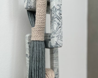 Marble Chain Macrame Wall Hanging: Gray & Natural Fiber Art