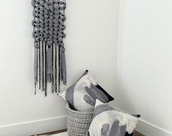 Marble Chain Wall Hanging: Modern Grey Merino Wool Fiber Art