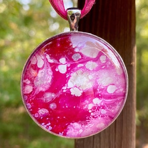 Big Pink - Chromatiglass pendant necklace