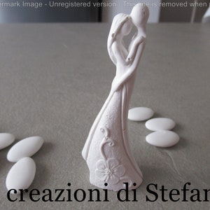 15 bomboniere in polvere di ceramica a forma di sposi in 3d stilizzati