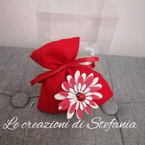 12 sacchettini laurea con calamita a forma di fiore