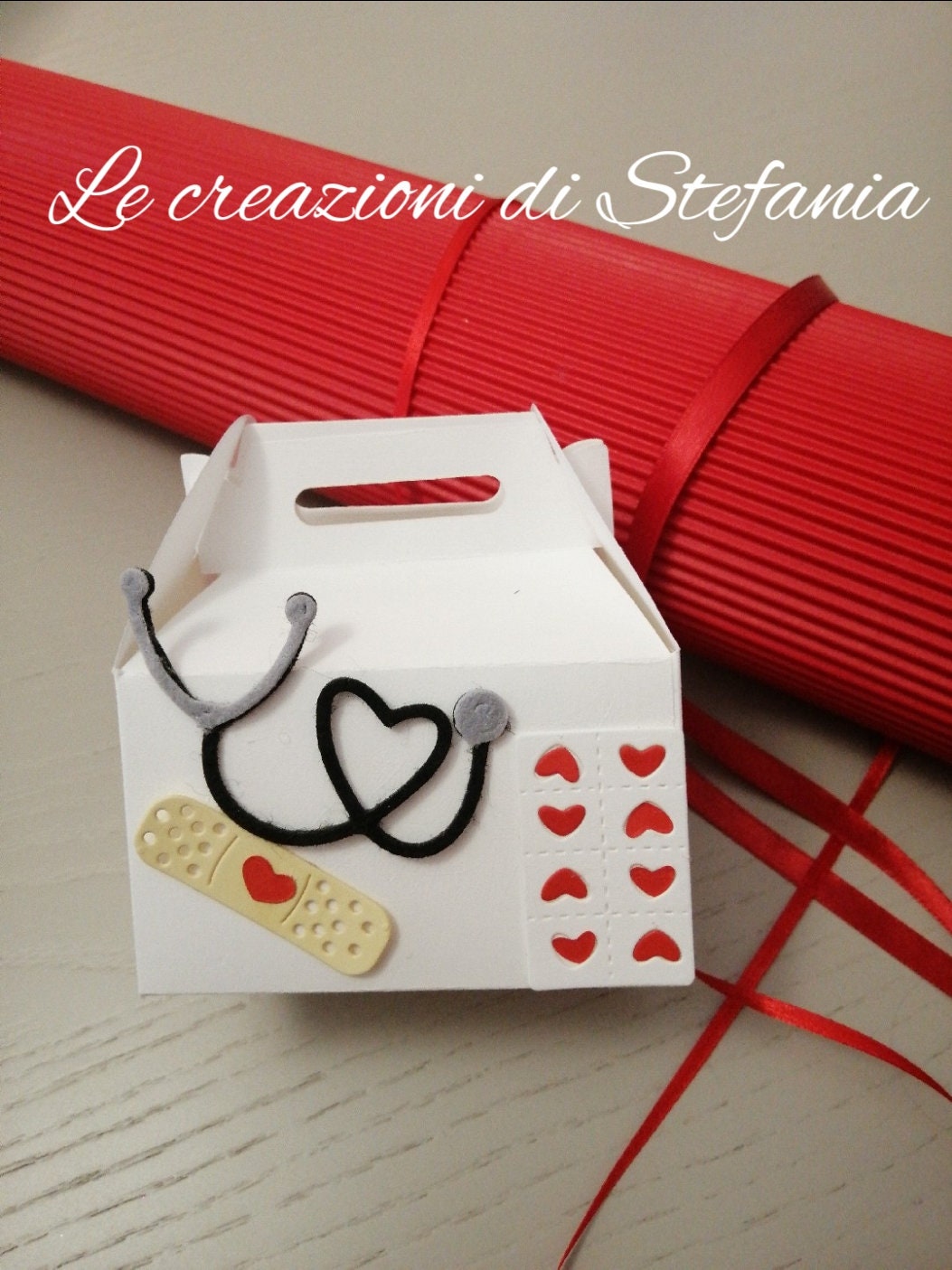 12 scatoline portaconfetti Laurea medicina -  Italia