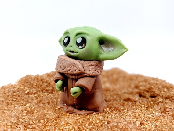 Bebe Yoda Gateau Topper Star Wars Topper De Gateau Fondant Etsy