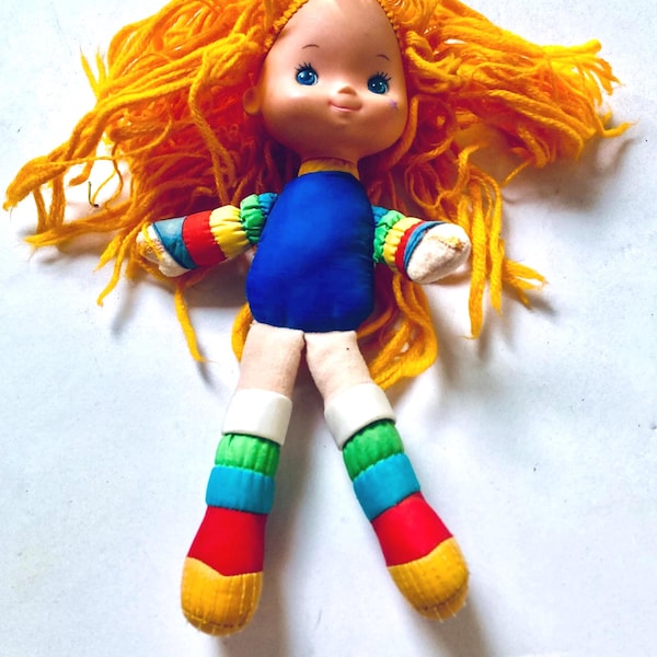 Muñeca de peluche vintage Rainbow Brite de 1983 / Juguete de peluche retro de 45 cm de Hallmark Mattel con cabello de lana naranja y atuendo azul. Nostalgia de los 80.