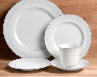 New 34-Piece Fine China of Japan  Service for 4 Bluedale 3074 Dinnerware Set Includes 6 Piece Serving Set, Mid-Century Made in Japan