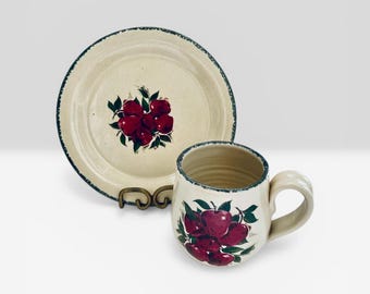 Set di 4 tazze da caffè in gres "Apple" Home & Garden Party da 7/8", tazze da caffè in gres pesante "Apple Swag" prodotte negli Stati Uniti, 2001