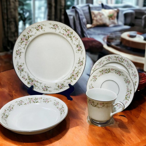 48 piece dinner set hotsell