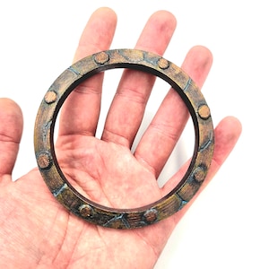 Porthole decor photoframe or peephole