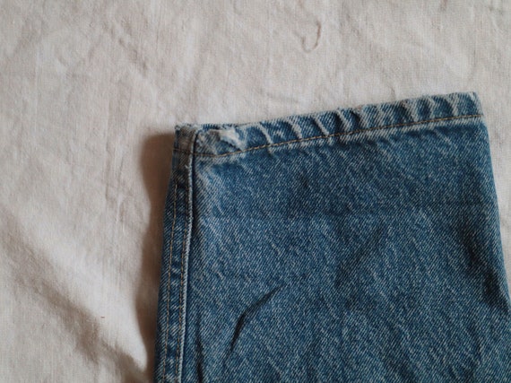 Vintage High-Waisted Denim Lee Jeans - image 4