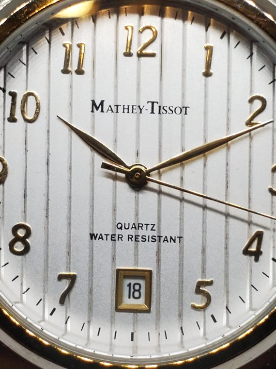 Borneobulletin Com Invicta Wall Clock For Sale Mathey Tissot Wall