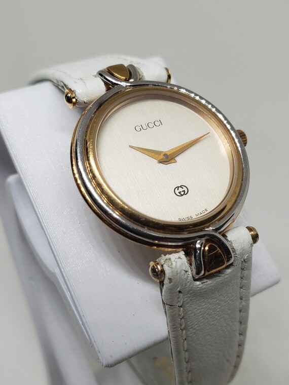Gucci’s vintage watch 4500L -012 -584 Gucci 4500L Analog Quartz Women Watch Vintage 296734963 | eBay main image 2
