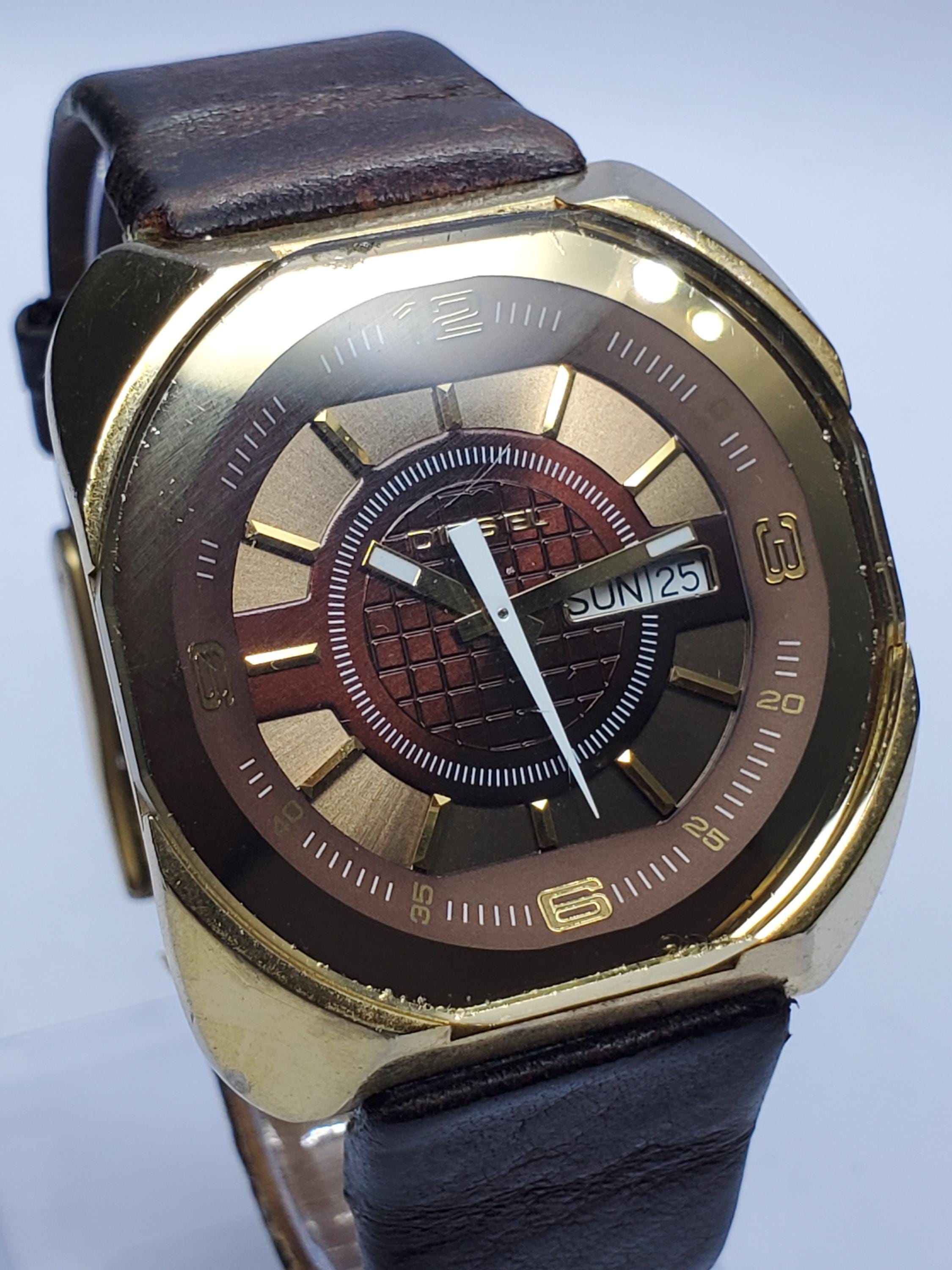Diesel Only the Brave Gold Tone Retro Designer Watch, 35x38mm 