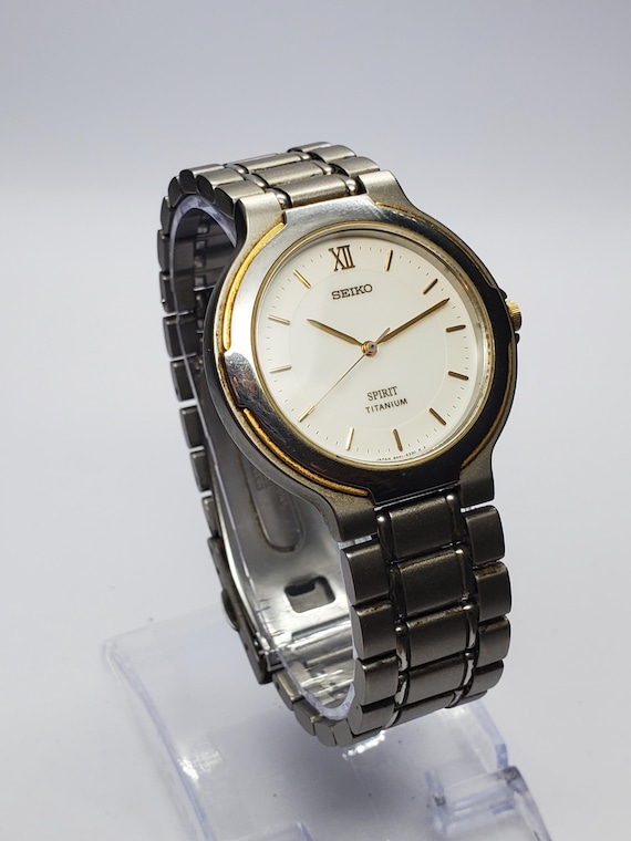 90s Vintage Seiko Spirit レクタン デイデイト チタン Vintage Seiko Spirit Titanium Quartz Dress Watch, 34mm, 1993