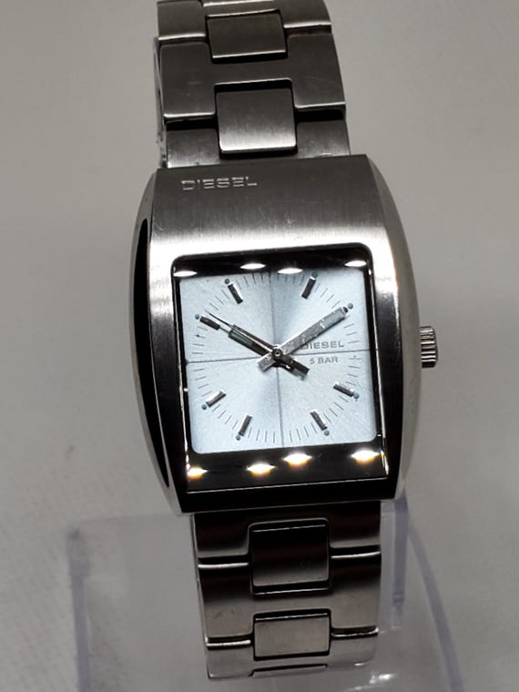 Diesel Women Silver Tone Watch, 2000s , Working - Etsy display picture 2