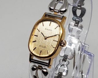 Vintage RADO 17 Jewels Manual Wind Ladies Watch New Band Included - For Repair‎ Vintage RADO 17 Jewels Manual Wind Ladies Watch New Band  main image 4