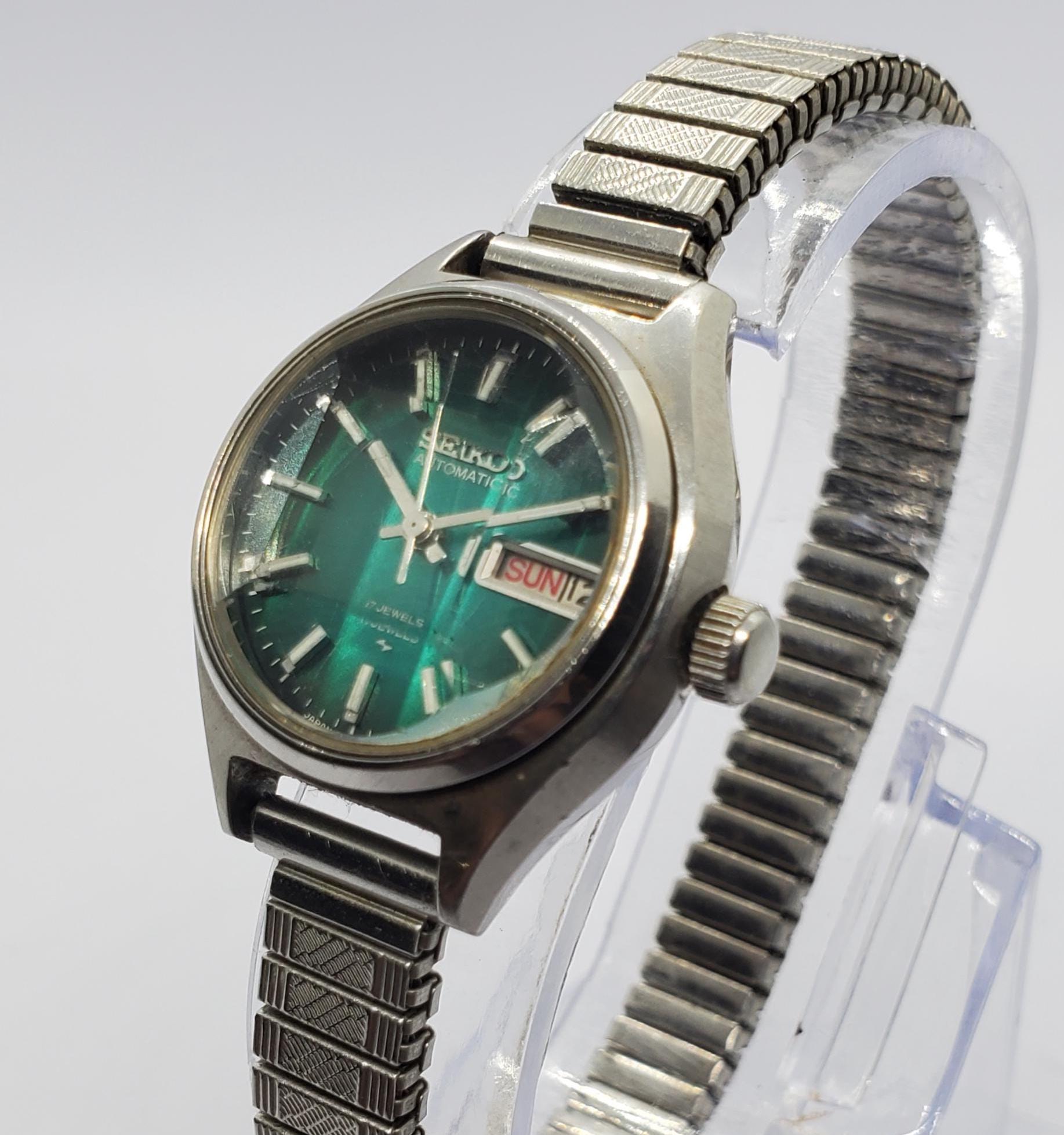 Vtg 1974 Seiko 2706-0020 Automatic Day Date Silver 24mm Nice ! Runs Well Seiko 2706-0020 — A Compact Hi-Beat Piece from the  main image 2