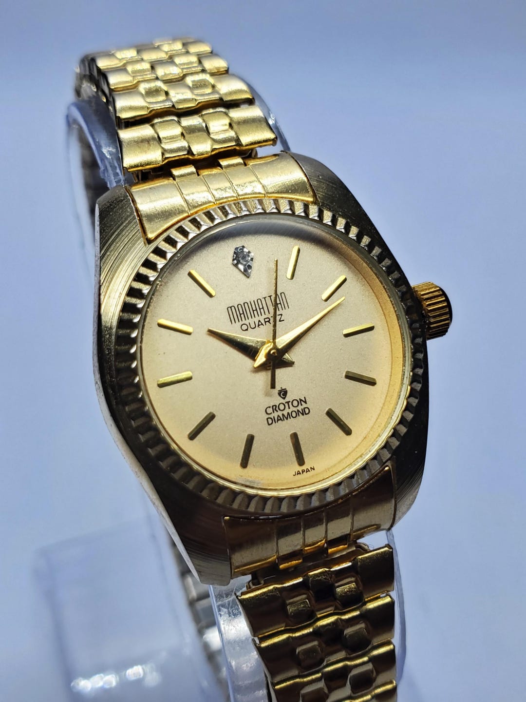 Vintage Croton Manhattan Quartz Diamond Gold Tone Dress  display picture 1