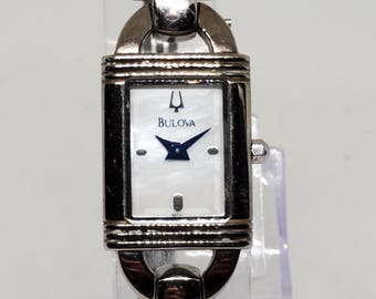 Bulova 96L90 Mother of Pearl Dial Stainless Steel Ladies  display picture 3