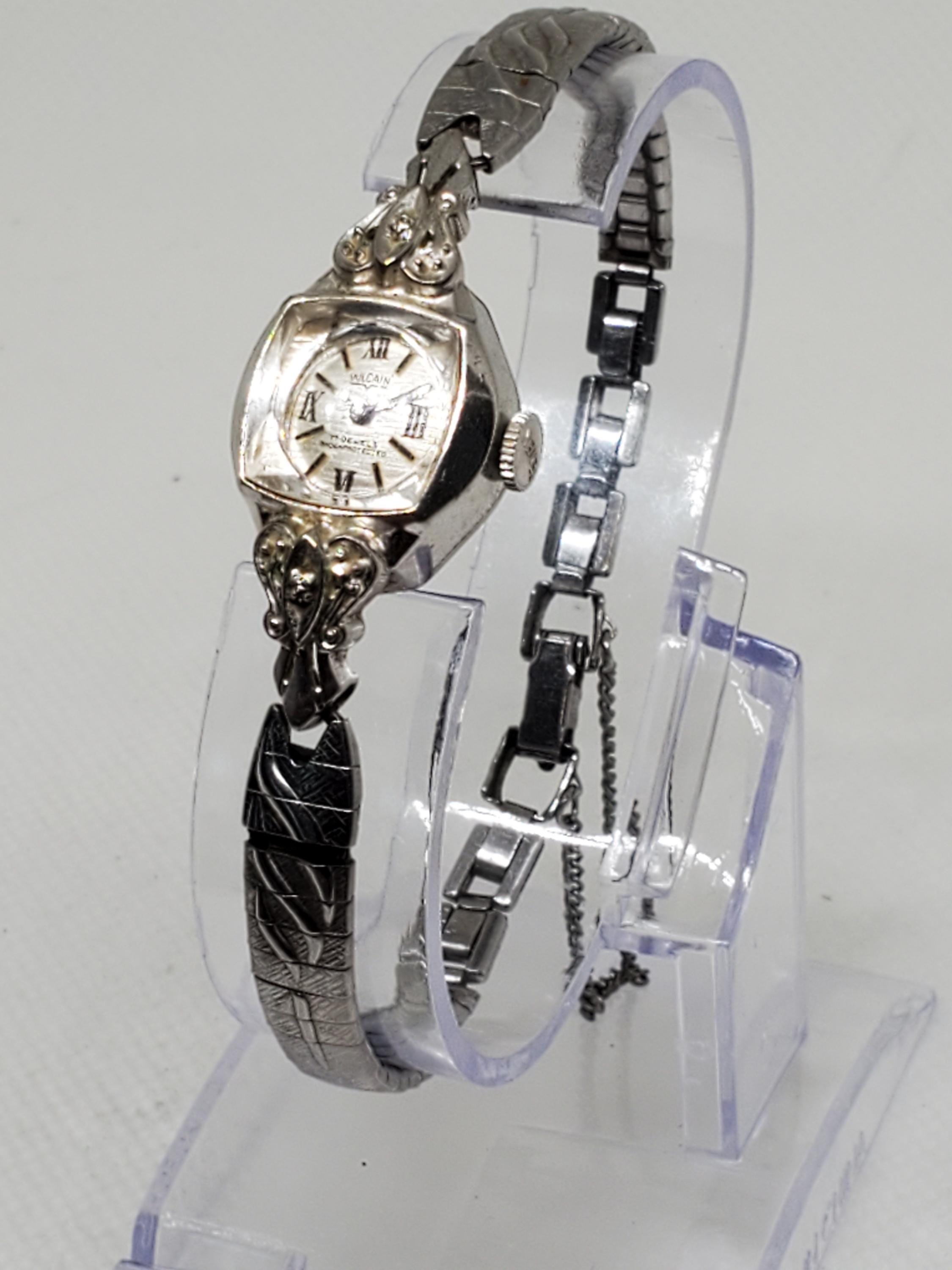 Vintage Vulcain 17 Jewels Ladies Manual Wind Blue Dial Swiss Watch Runs Vintage Vulcain 17 Jewels Manual Wind Women main image 2