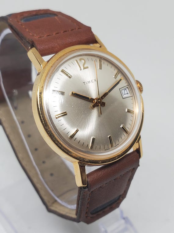 Vintage 1976 Timex Mercury Gold Dress Watch, Silver  display picture 1