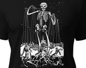 DEATH HOLDS The STRINGS - Art Deco Era Woodcut - Unisex T-Shirt