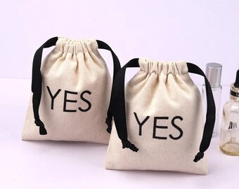 Personalized Cotton Favor Bags: Organic, Custom Logo Print