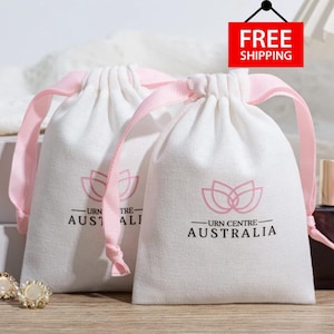 100 pièces pochette d'emballage de bijoux personnalisée blanche Sacs en toile de coton logo personnalisé avec sac en ruban petite pochette chic emballage de bijoux