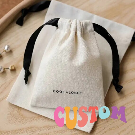 Custom fabric pouches hotsell