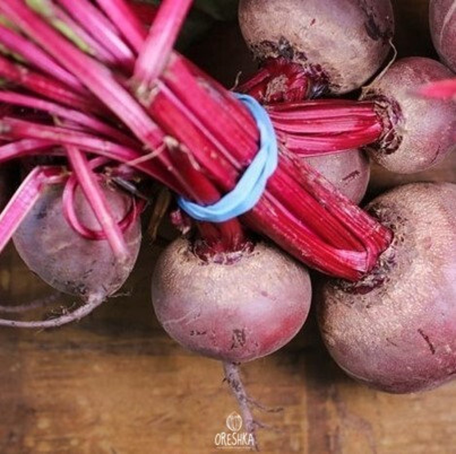 mid dark beetroot