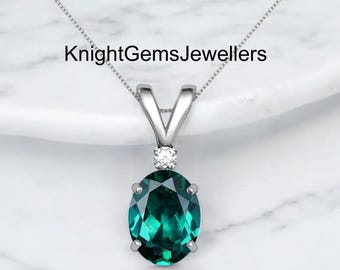 Collana con ciondolo ovale in argento sterling 925 con smeraldo, pietra portafortuna di maggio, regalo per lei.