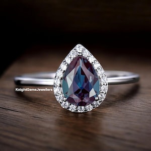 Alexandrite Ring, June Birthstone Ring, Dainty Ring, Art Deco Promise Ring, Silver Alexandrite Ring, Anniversary Ring, Gift For Her