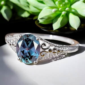 Oval Alexandrite Ring, Engagement Alexandrite Ring, June Birthstone Color Change Gems Ring, 925 Sterling Silver Ring, Women Wedding Ring