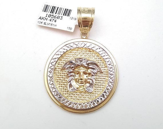 10k Medusa pendant