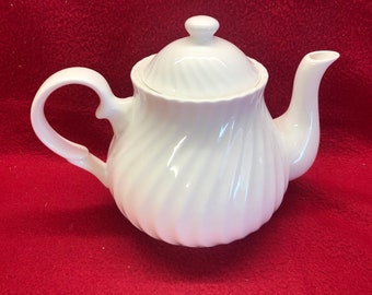 White Bone China Teapot Spiral