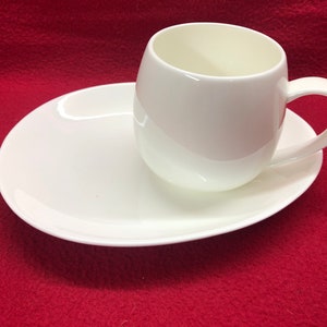 White bone china Mug and tray