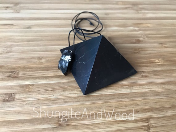 Shungite polished pyramid 60mm 6 pcs protection against EMF set 2.36/"