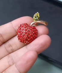tanakadaisuke Red cherry brooch