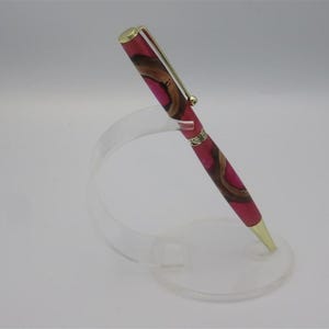 Stylo en bois et époxy