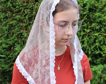 Taupe Stretch Lace Triangle Chapel Veil Mantilla