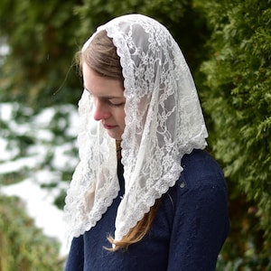 Lace Triangle Shape Girl&#39;s Veil - Headcovering - Headscarf - Chapel Veil - Mantilla - Silver Stitching Co
