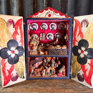Arte popolare d'epoca / RETABLO SANTERO BOX / Diorama peruviano Retablo Arte devozionale Pezzo d'altare Arte religiosa Scultura primitiva Shadow Box