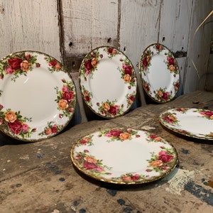 Royal Albert / OLD COUNTRY ROSES / 5X Small Side Plates Vintage English China Chintzy Floral China Vintage China