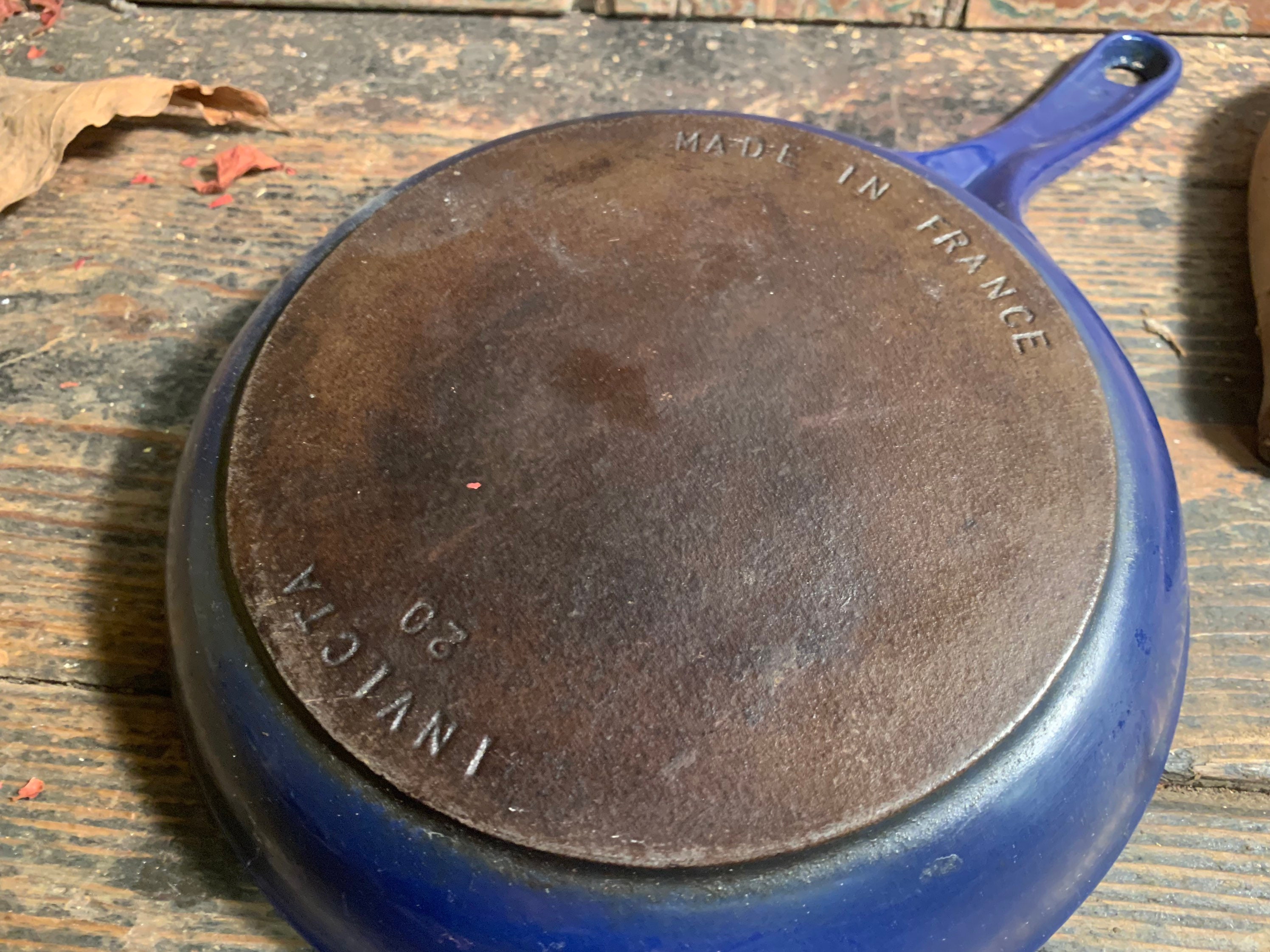 Quality French 1980s / CHASSEUR FRYING / Invicta -