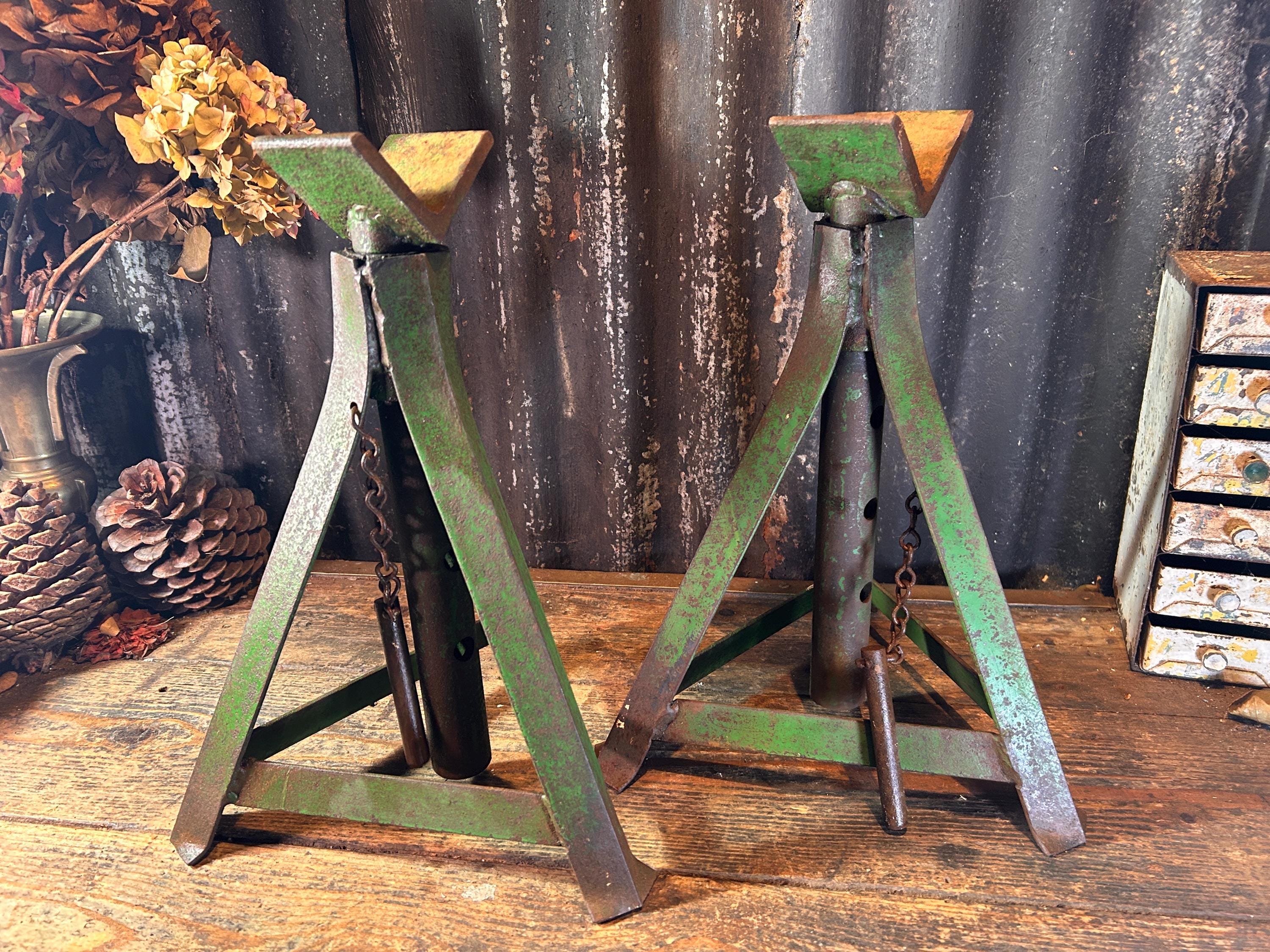 Vintage Green Metal / AXLE STANDS / Adjustable Height Industrial