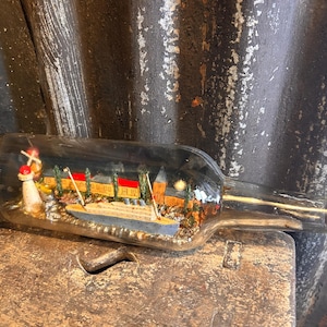Vintage / SHIP IN BOTTLE / Ship Diorama Model Ship Vintage Decor Beach House Ship In A Bottle Ship In Glass Ship Modelling Impossible Bottle
