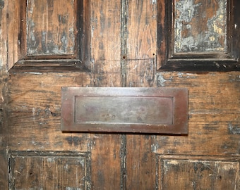 Calidad Enorme 14 pulgadas / VINTAGE BUZÓN DE CARTAS PLACA DE CARTA / Latón Bronce Original Desgastado Descolorido Grandeur Antiguo Herrajes de Puerta Accesorios de Época
