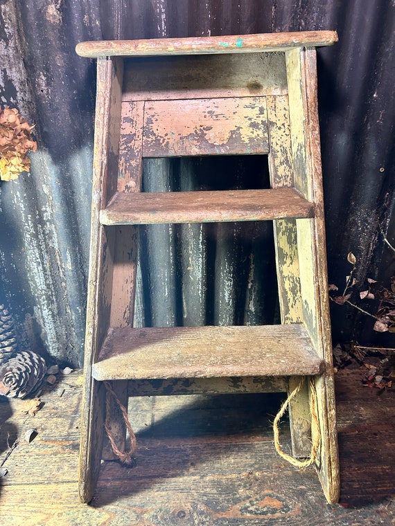 Antique Pine C1900 / DECORATORS STEP LADDER / Vintage