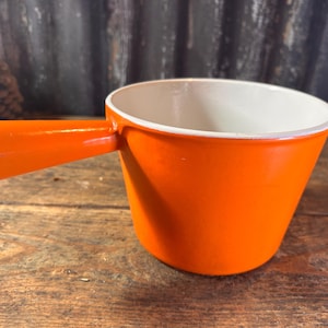Cast Iron Enamelled 1970s Fondue / LE CREUSET SAUCEPAN / Orange Range French Cast Iron Cookware Vintage Kitchen Display French Enamelware
