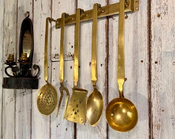 Beautiful Vintage 1950s French / KITCHEN UTENSIL SET / With Wall Mountable Rack French Kitchen Decor Country House Decor Gifts for Chefs